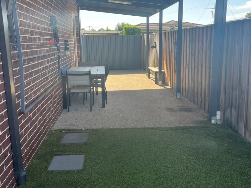 4 Wattlepark Ave, Bell Park, VIC 3215 Australia