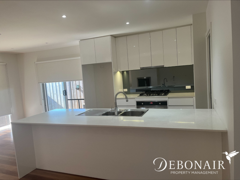 4 Wattlepark Ave, Bell Park, VIC 3215 Australia
