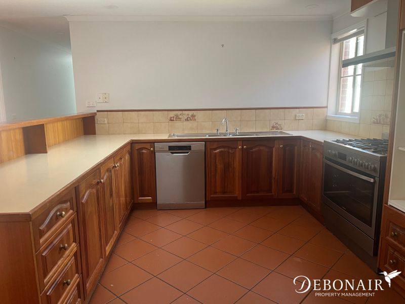 12 Rowe St, Hamlyn Heights, VIC 3215 Australia