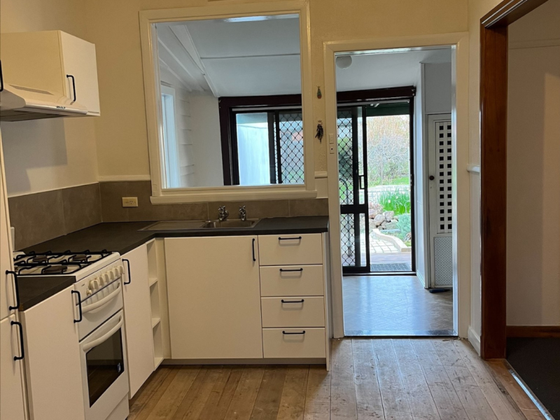 8 Mitchell St, Belmont, VIC 3216 Australia