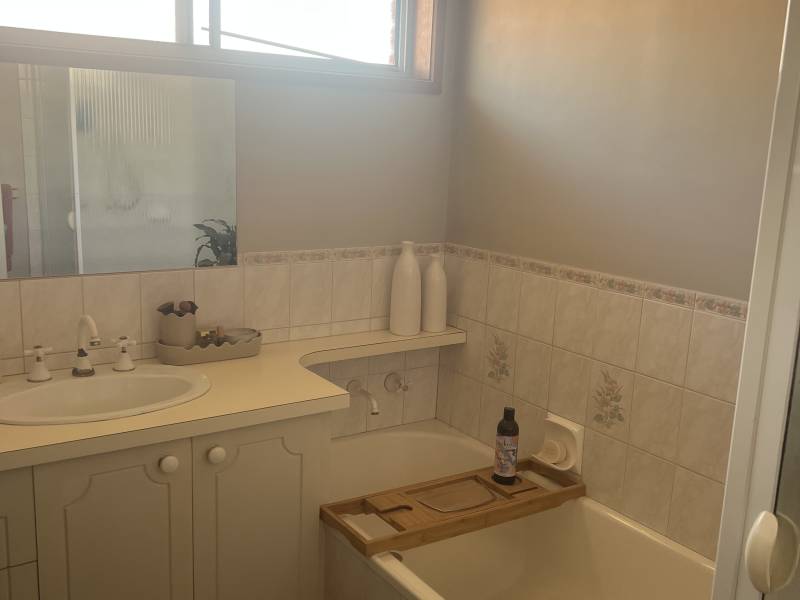 1/2 Eton Road, Belmont, VIC 3216