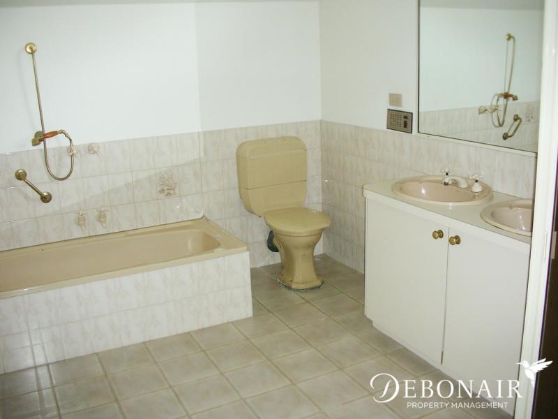 2A Villamanta Street, Geelong, VIC 3220