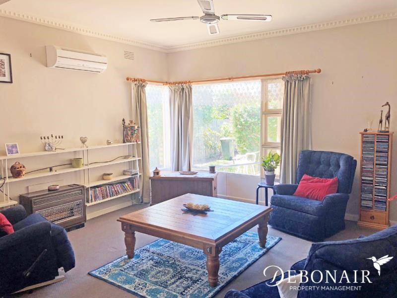 8 Wilsons Road, Newcomb, VIC 3219