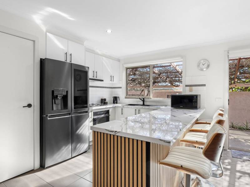 2/10 Cosgrove St, Breakwater, VIC 3219 Australia