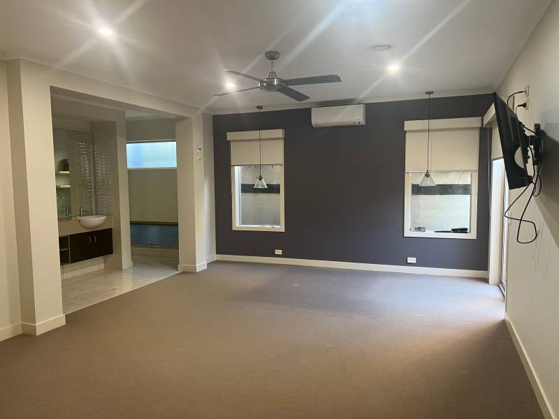 3 Greenwich Grange, Highton, VIC 3216 Australia