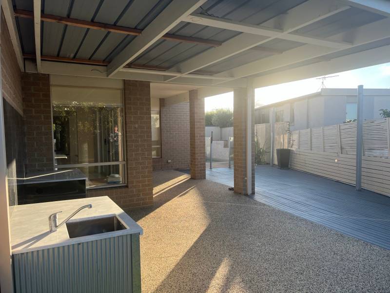 3 Greenwich Grange, Highton, VIC 3216 Australia