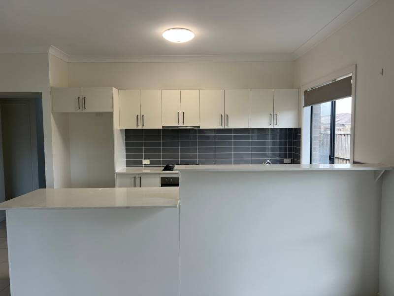 35 Whitfords Drive, Armstrong Creek, VIC 3217